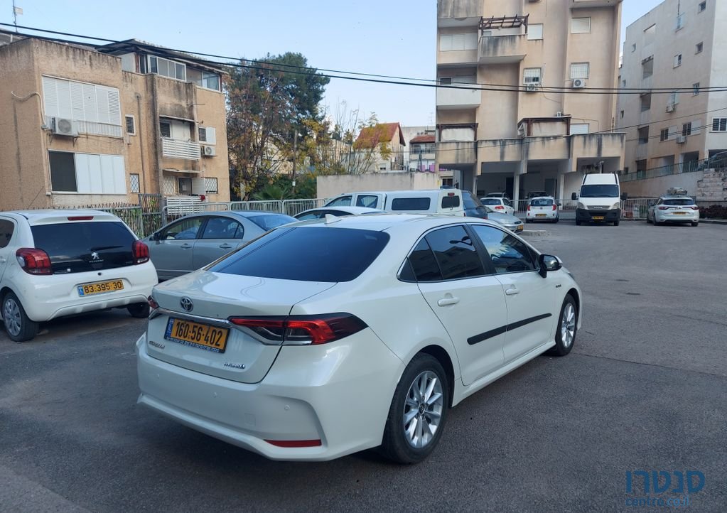 2020' Toyota Corolla טויוטה קורולה photo #5