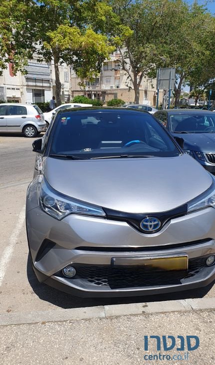 2017' Toyota C-HR טויוטה photo #4