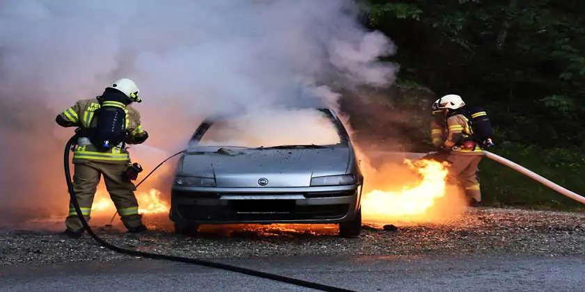 Волна поджогов не прекращается: в Ор-Акиве загорелись еще шесть автомобилей