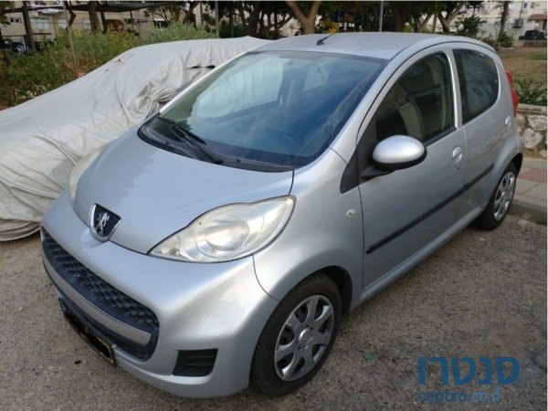2011' Peugeot 107 photo #1