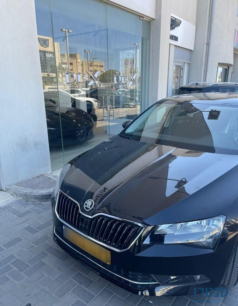 2019' Skoda Superb סקודה סופרב photo #6