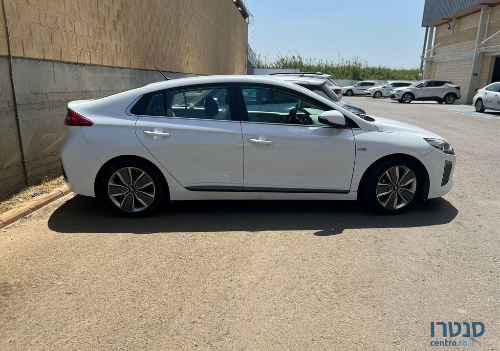 2017' Hyundai Ioniq יונדאי איוניק photo #1