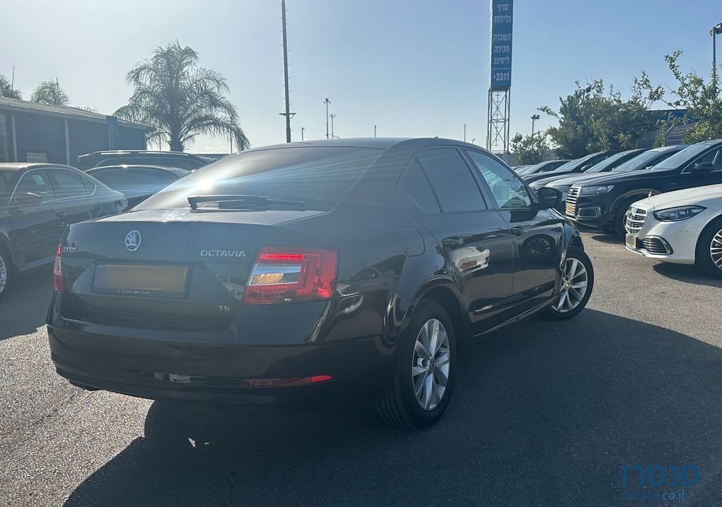 2018' Skoda Octavia סקודה אוקטביה photo #3