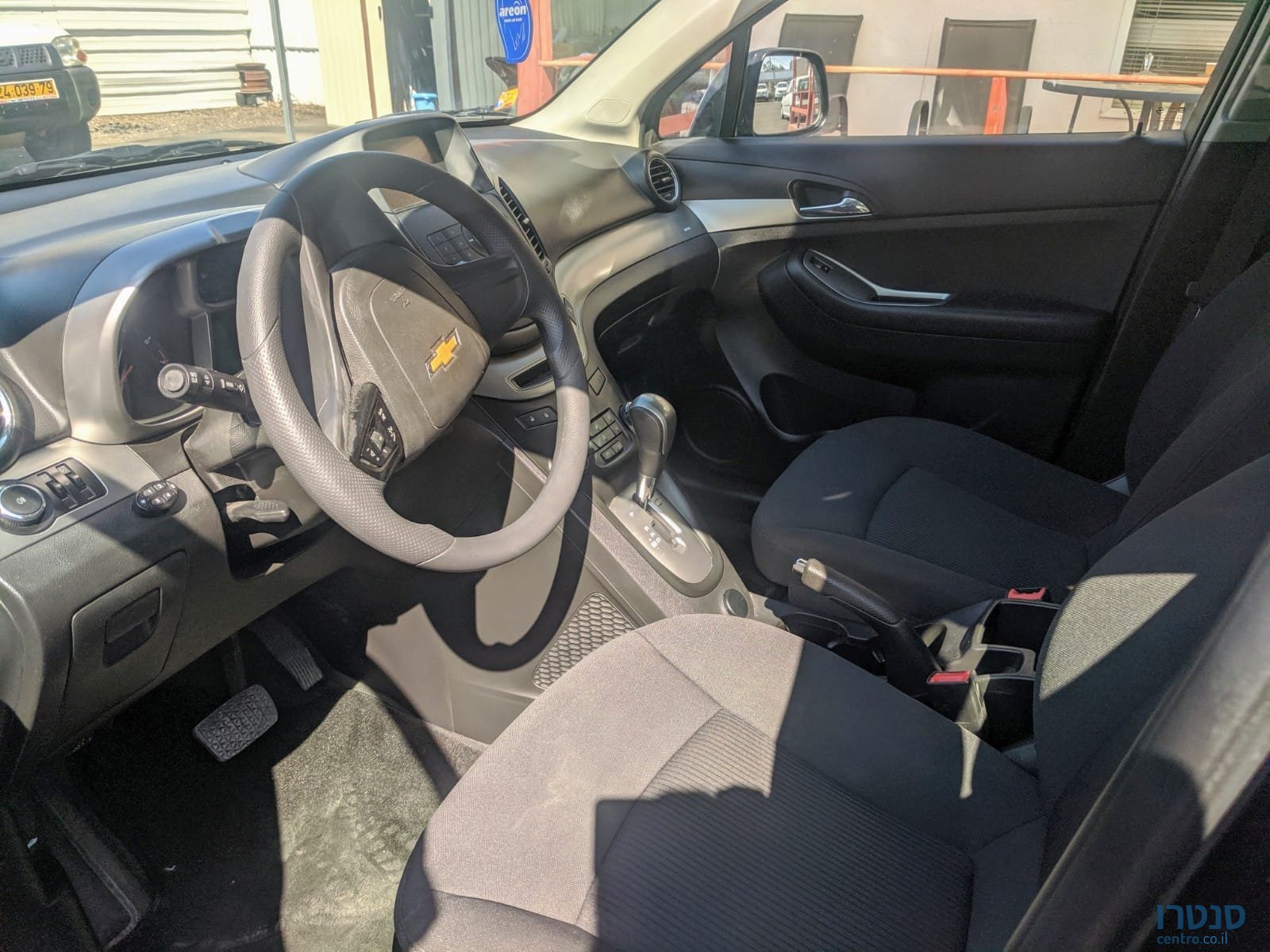 2018' Chevrolet Orlando photo #4