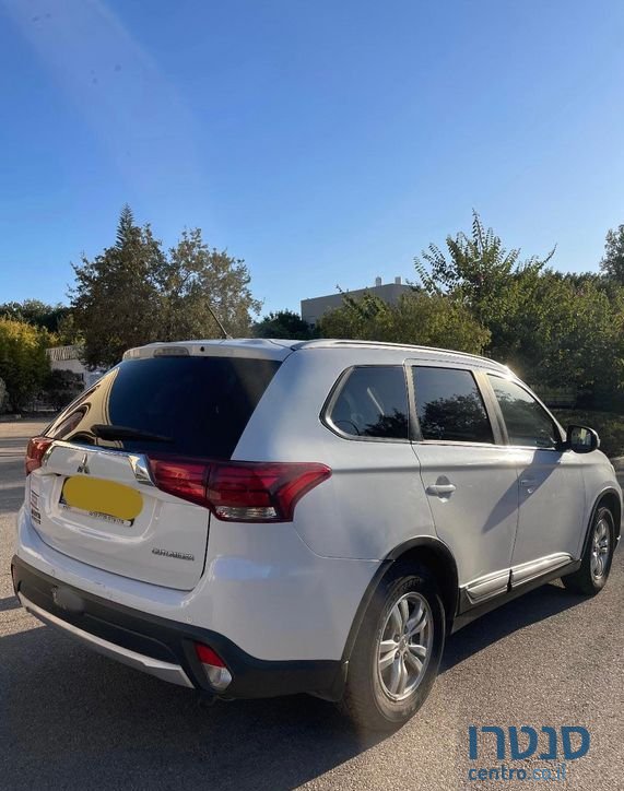 2016' Mitsubishi Outlander מיצובישי אאוטלנדר photo #2