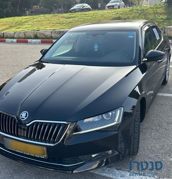 2016' Skoda Superb סקודה סופרב photo #2