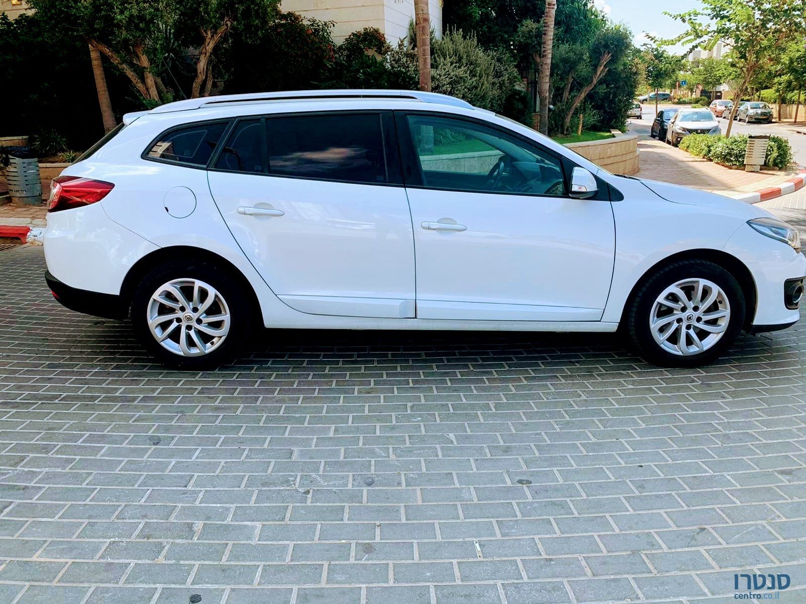 2017' Renault Megane photo #4