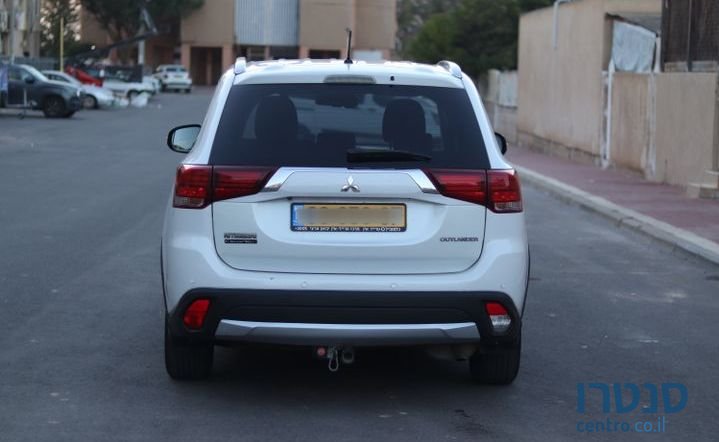 2016' Mitsubishi Outlander מיצובישי אאוטלנדר photo #3