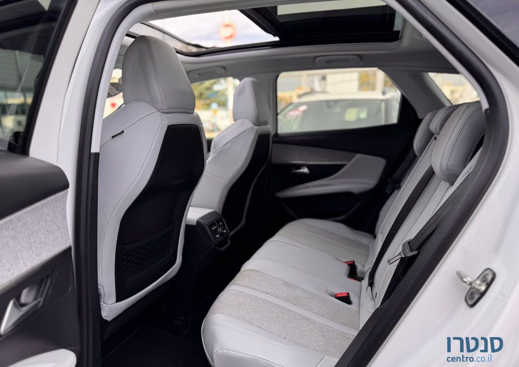2020' Peugeot 3008 פיג'ו photo #6