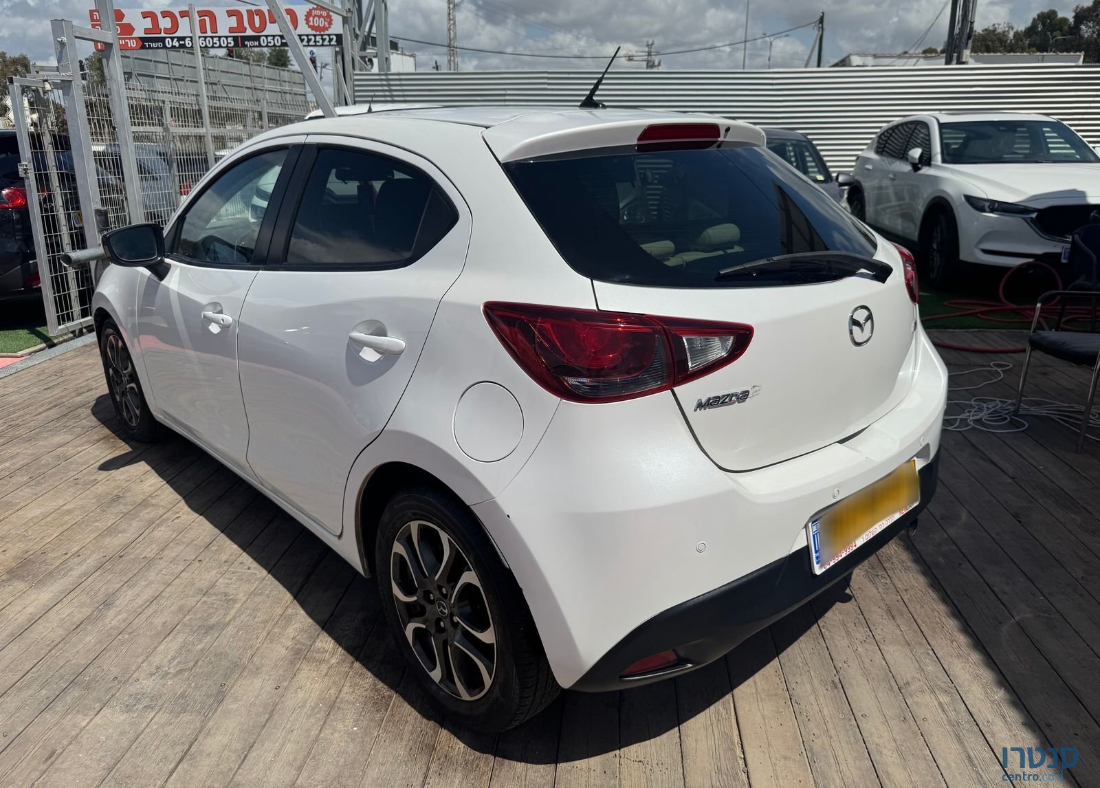 2016' Mazda 2 מאזדה photo #5