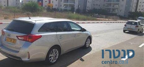 2015' Toyota Auris טויוטה אוריס photo #2