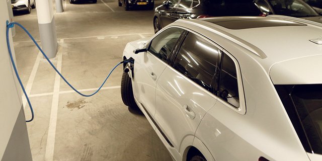 "Селком" начал предлагать абонементы на зарядку электромобилей