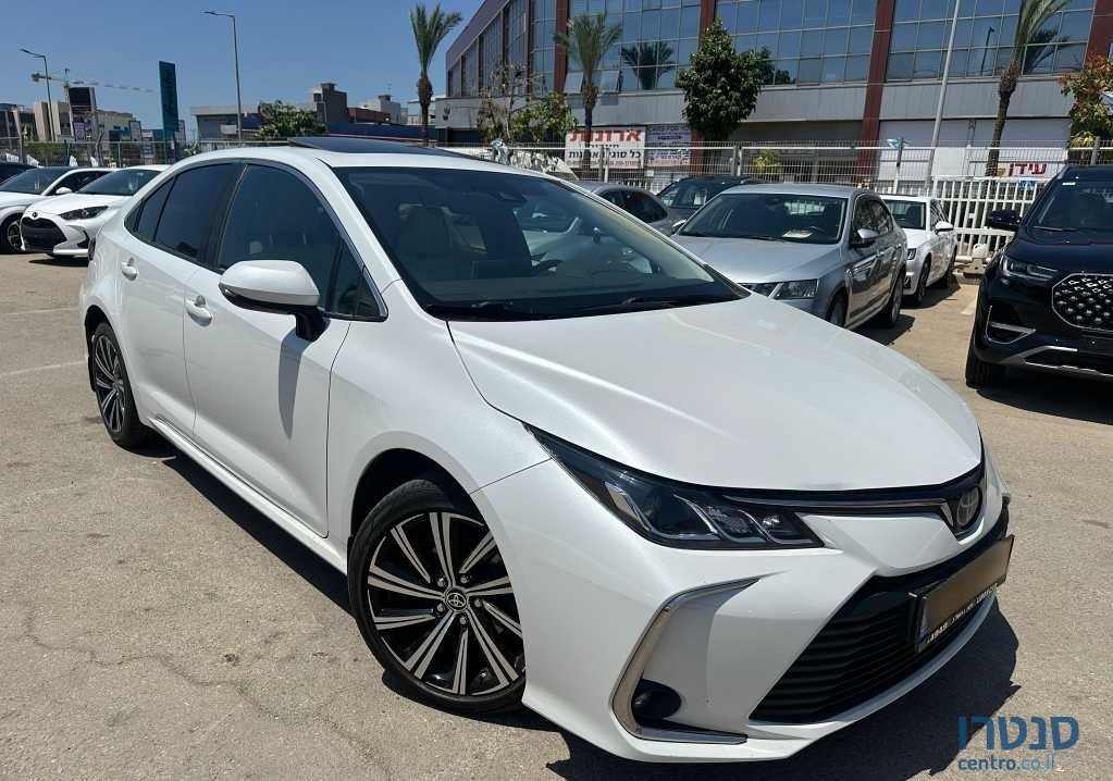 2022' Toyota Corolla טויוטה קורולה photo #3
