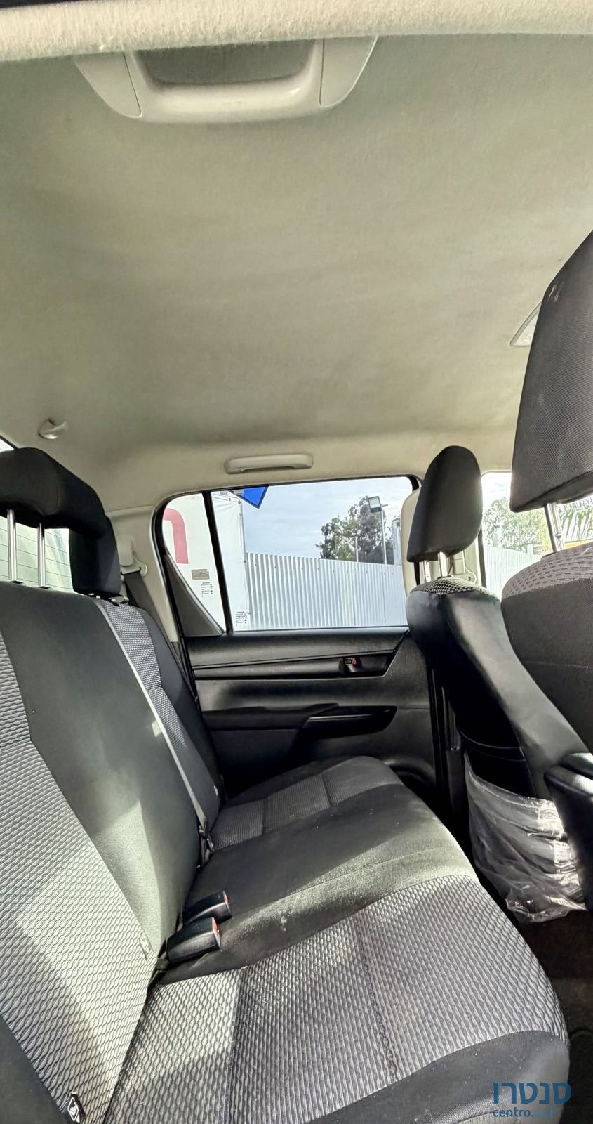 2019' Toyota Hilux טויוטה היילקס photo #4