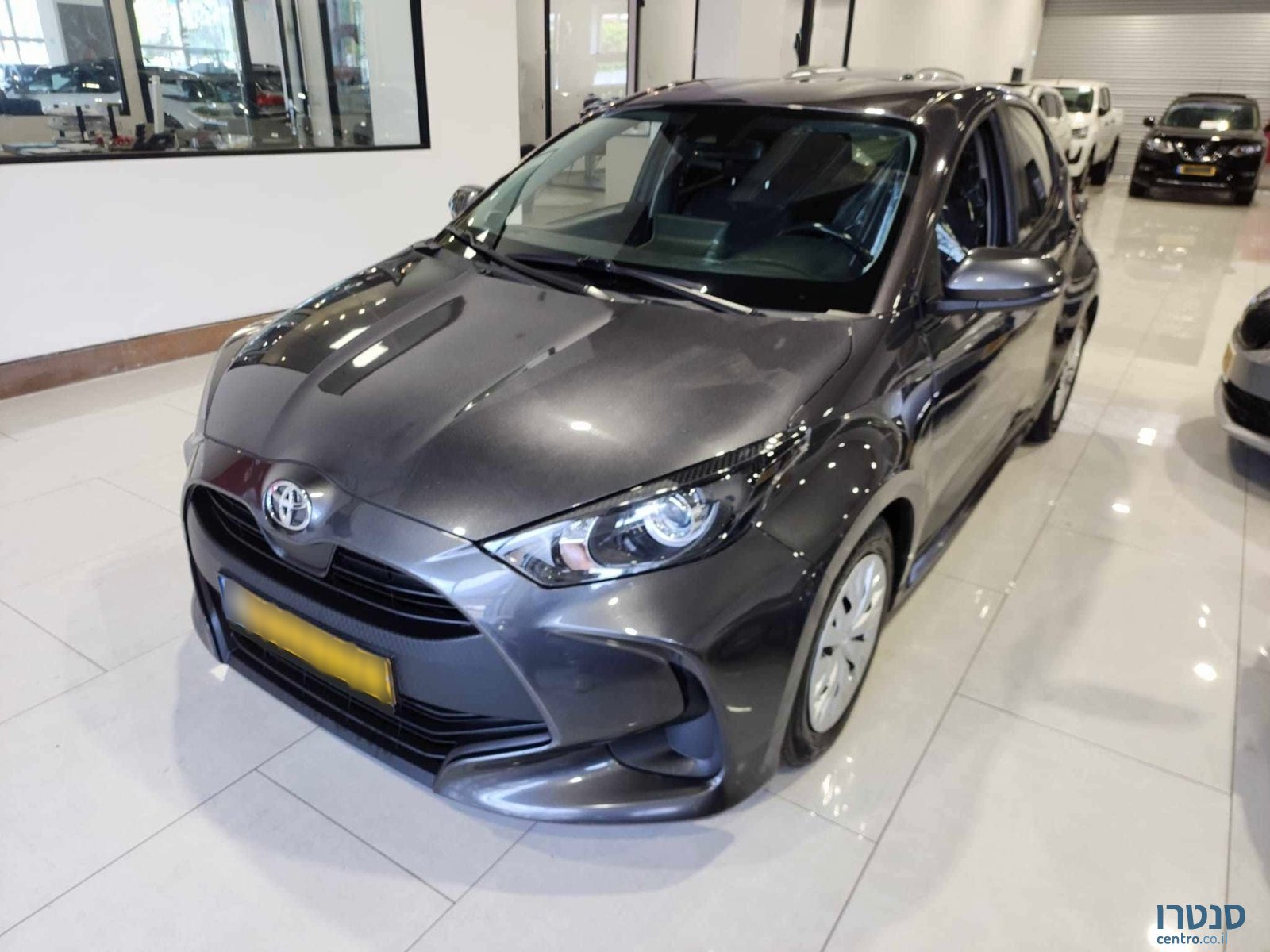 2021' Toyota Yaris ACTIVE photo #1