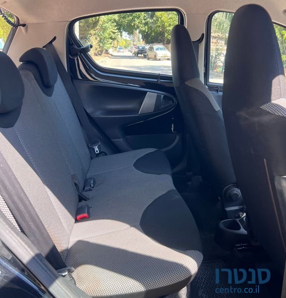 2012' Toyota Aygo טויוטה אייגו photo #6