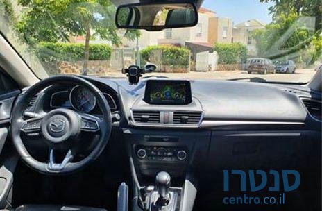 2017' Mazda 3 מאזדה 3 פרימיום photo #2