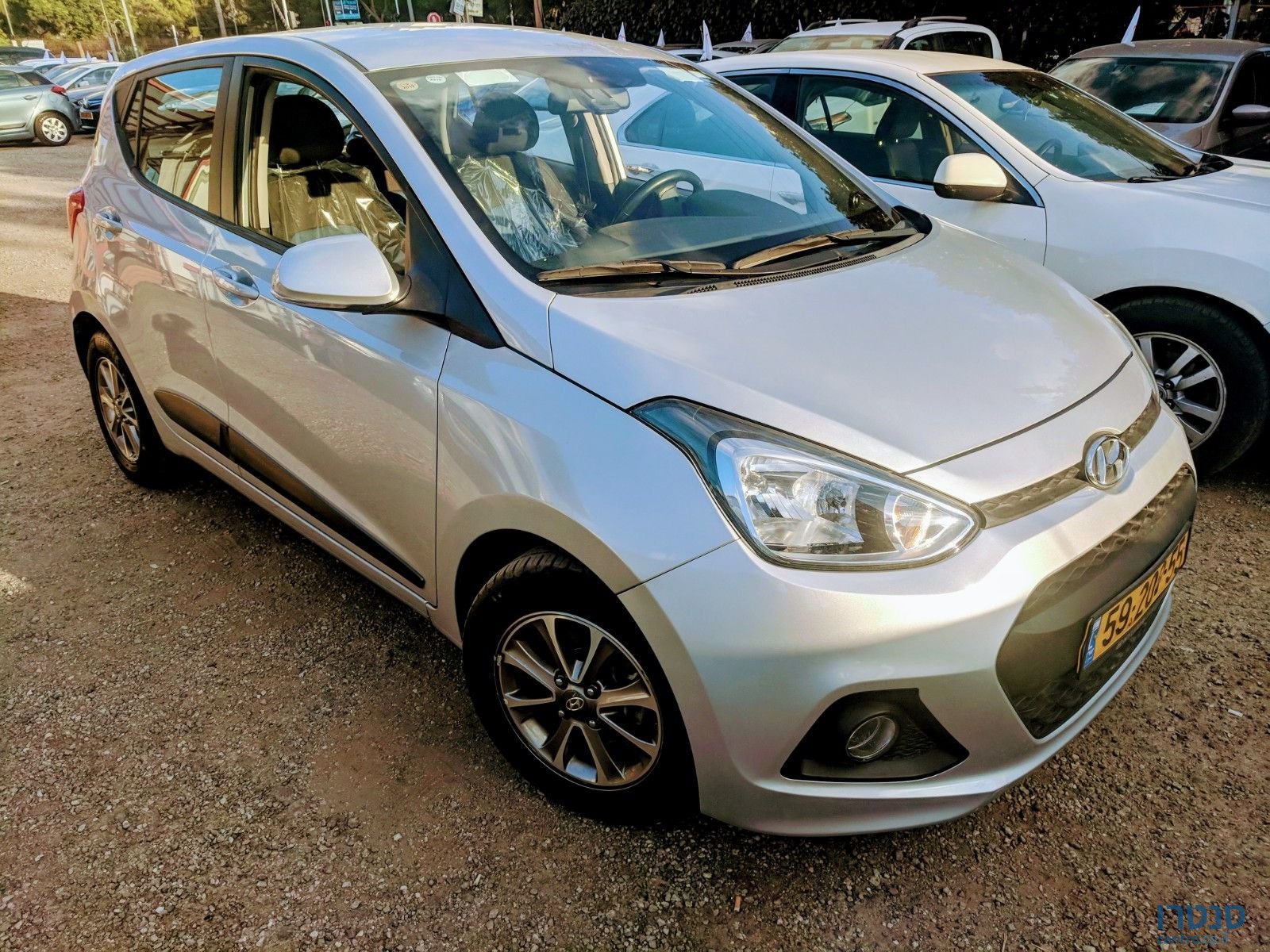 2017' Hyundai i10 photo #1