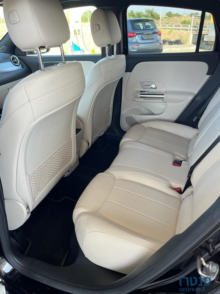 2021' Mercedes-Benz GLA מרצדס photo #4