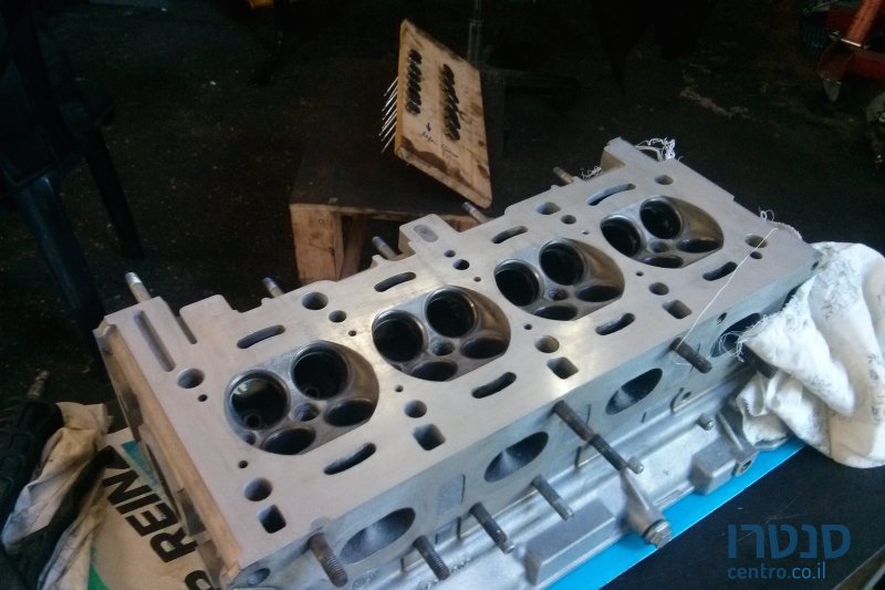 2002' Alfa Romeo 147 photo #3