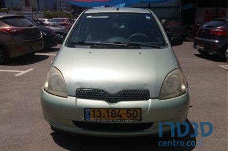 2003' Toyota Yaris לונה ידני photo #4