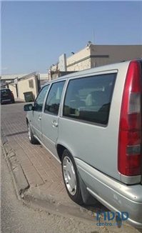 2000' Volvo V70 GLT סטיישן photo #2