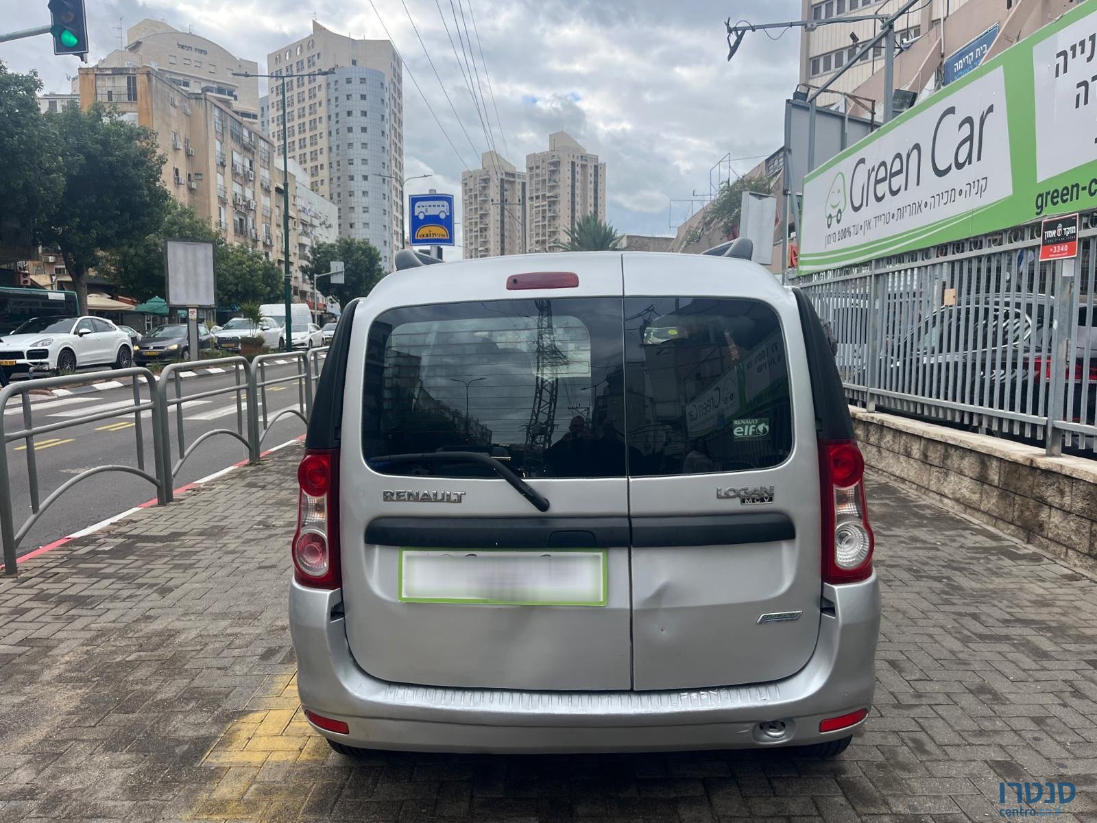 2011' Renault Logan photo #6