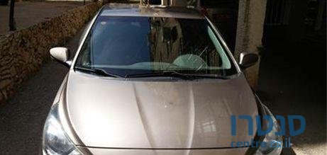 2012' Hyundai i25 i25 יונדאי photo #1