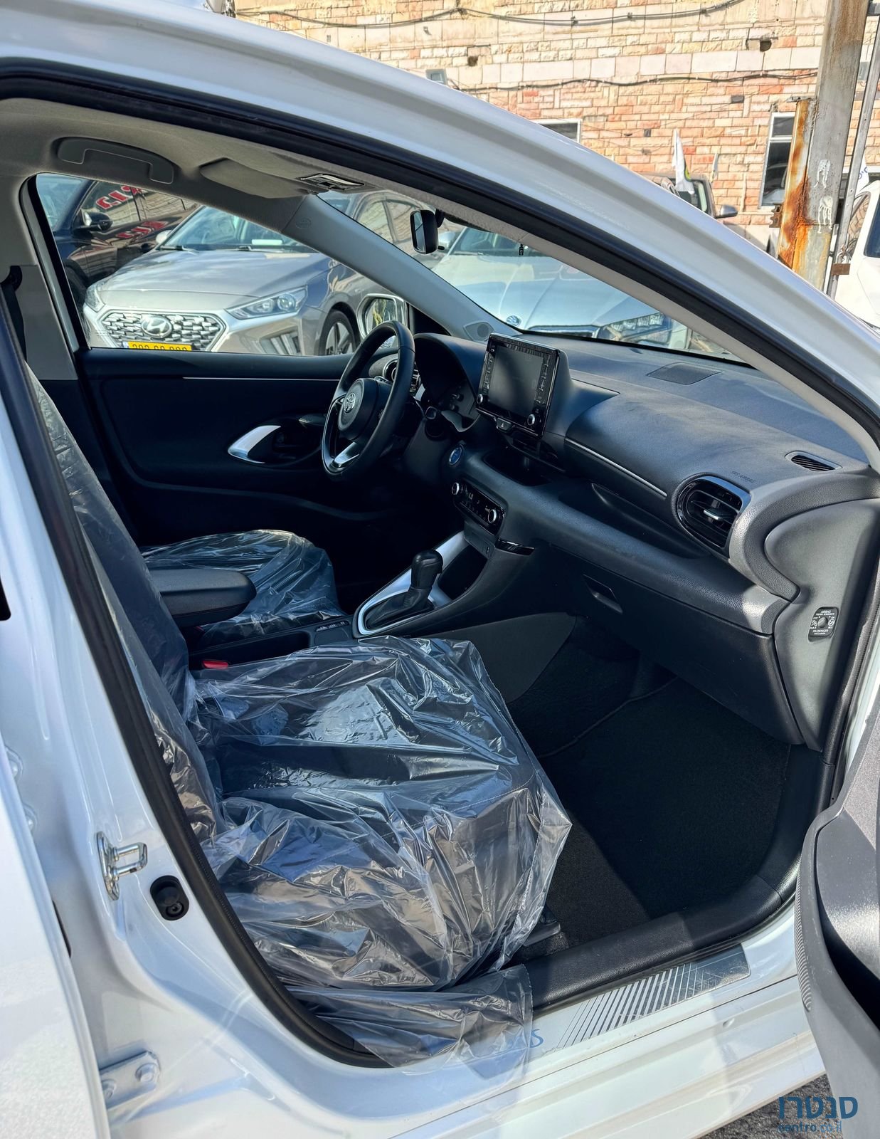 2023' Toyota Yaris טויוטה יאריס photo #2