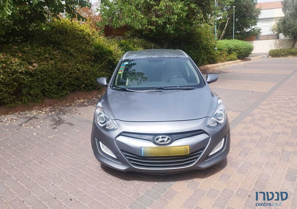 2014' Hyundai i30 יונדאי photo #3
