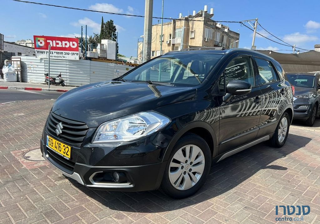 2014' Suzuki SX4 סוזוקי קרוסאובר photo #2