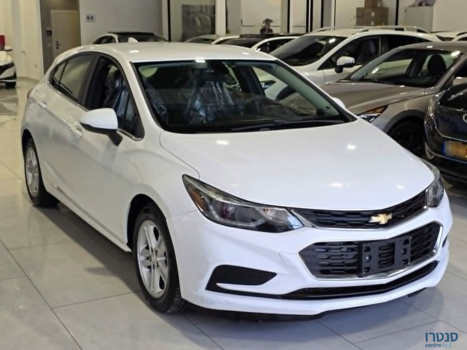 2018' Chevrolet Cruze photo #3