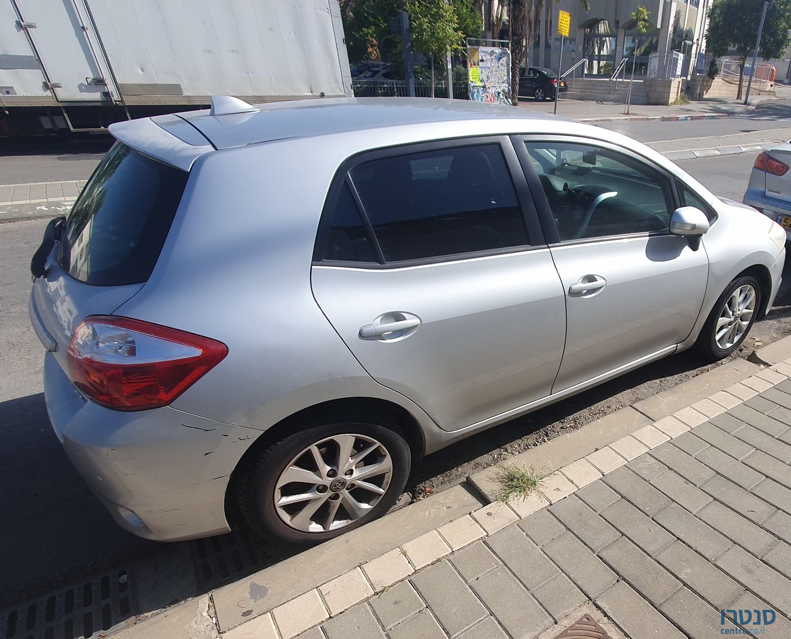 2010' Toyota Yaris טויוטה אוריס photo #1