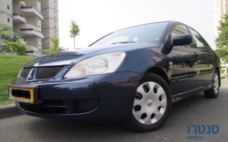 2008' Mitsubishi Lancer photo #2