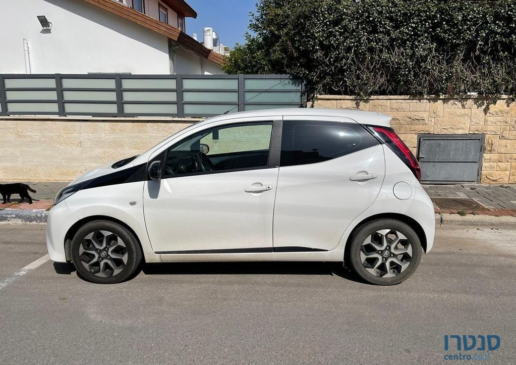2020' Toyota Aygo טויוטה אייגו photo #2
