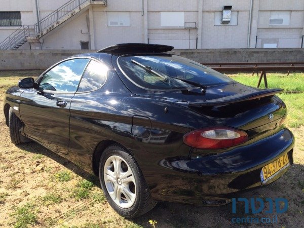 1998' Hyundai Coupe photo #4