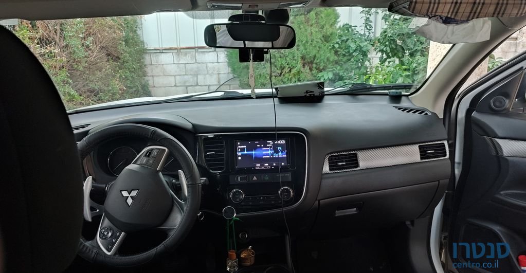 2015' Mitsubishi Outlander מיצובישי אאוטלנדר photo #6