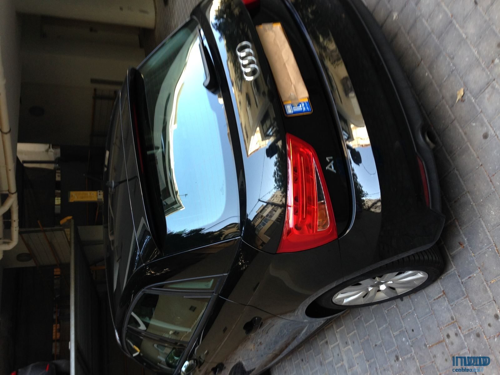 2016' Audi A1 photo #5