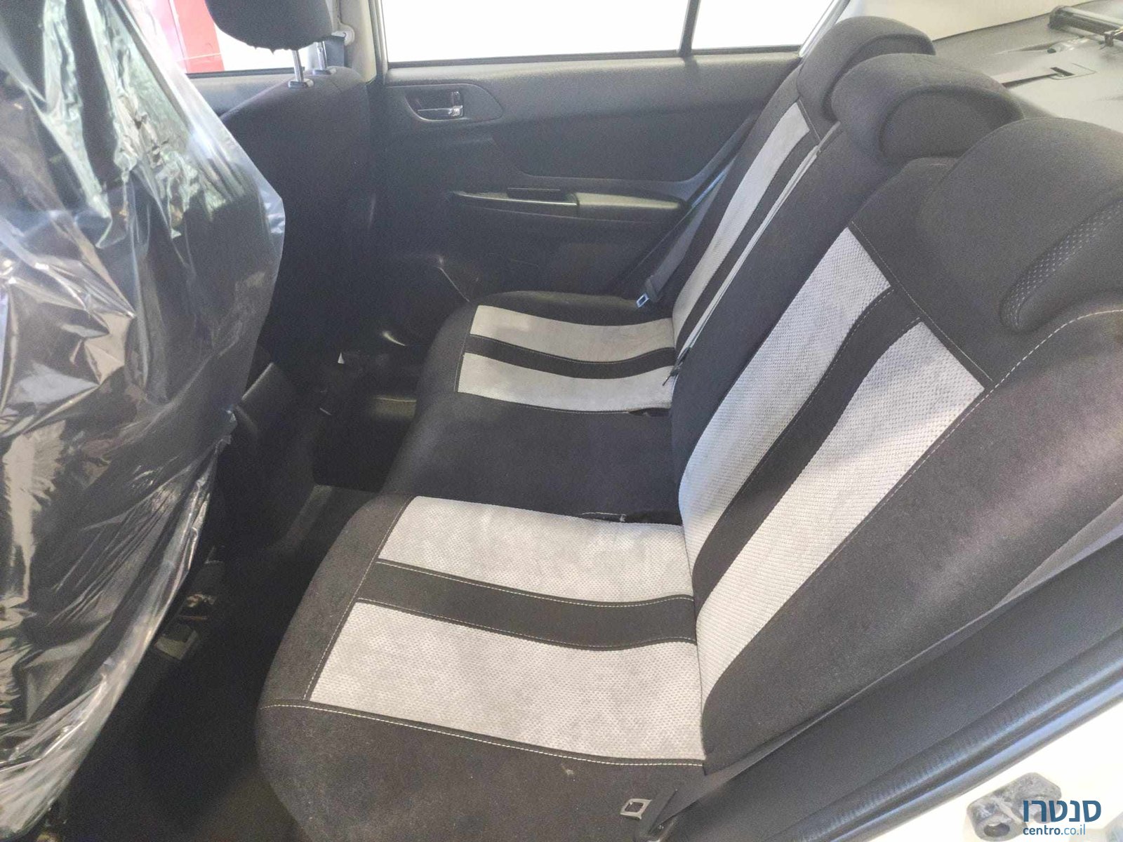 2015' Subaru Impreza photo #6