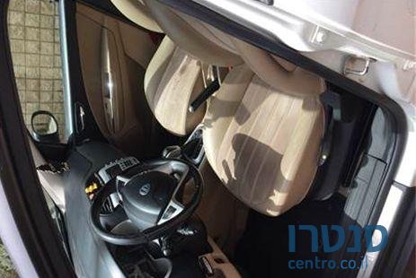 2011' Lancia Delta לנצ'יה דלתא photo #2