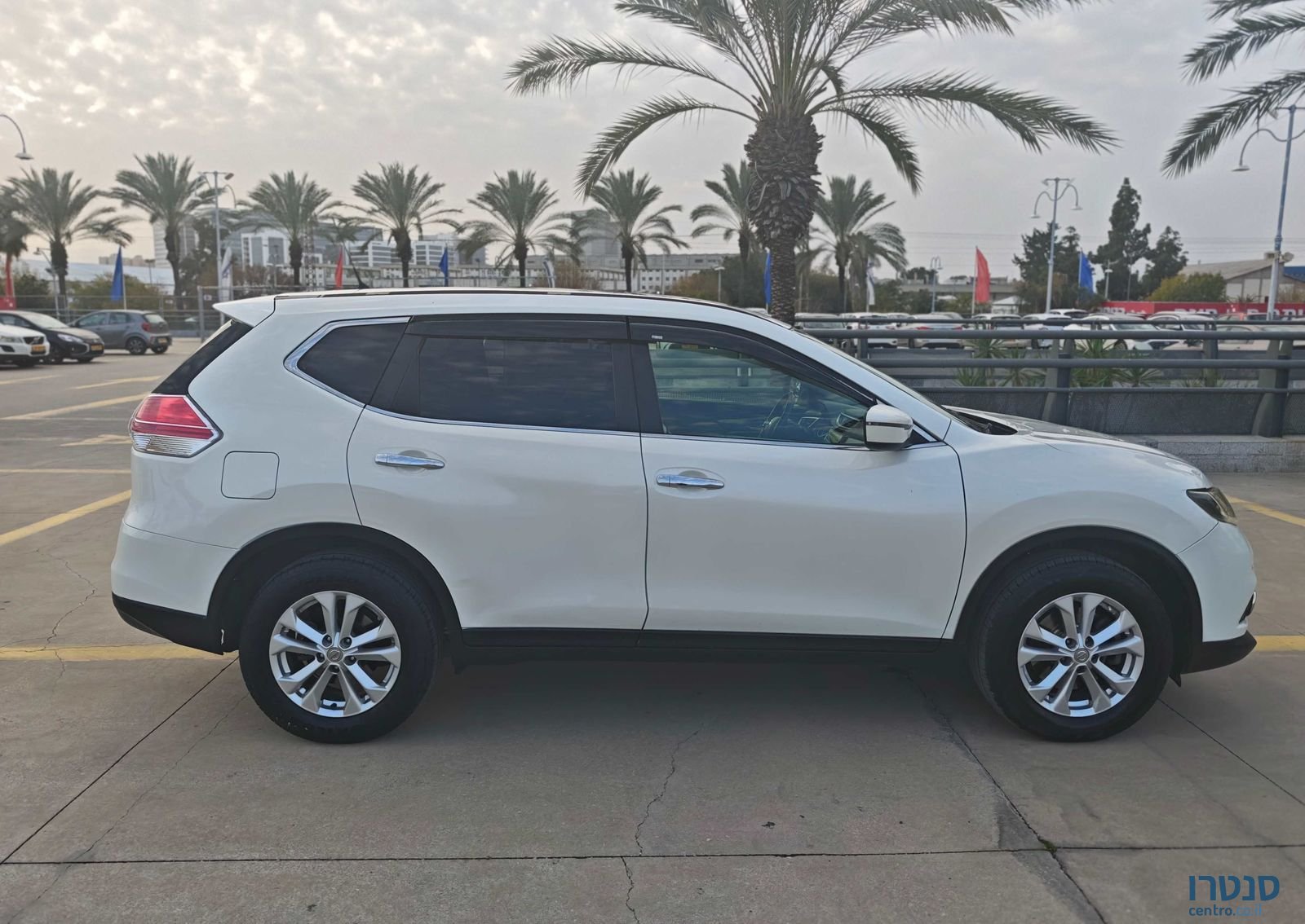 2016' Nissan X-Trail ניסאן אקס טרייל photo #4