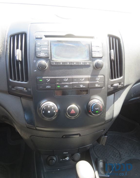 2010' Hyundai I30Cw יונדאי photo #5