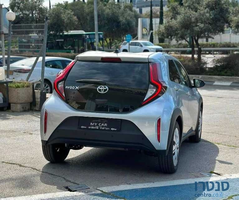 2023' Toyota Aygo טויוטה אייגו קרוס photo #4