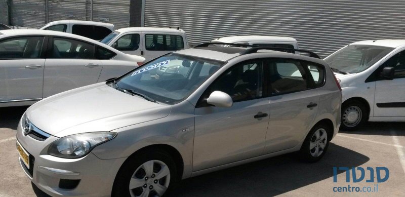 2009' Hyundai i30 photo #1