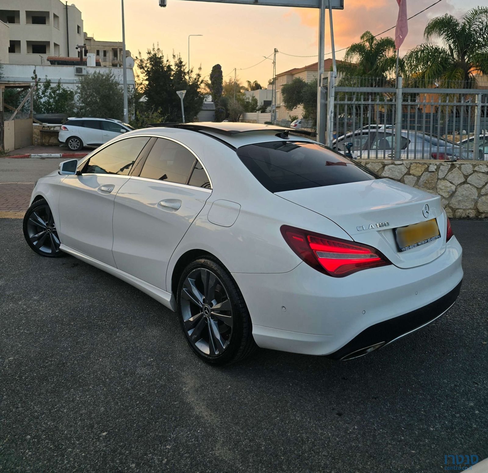 2019' Mercedes-Benz CLA מרצדס-בנץ photo #2