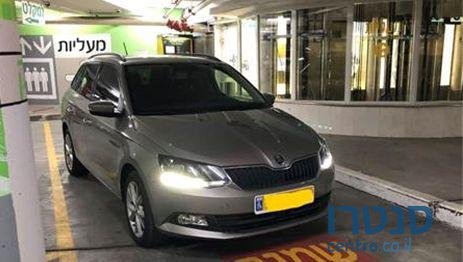 2016' Skoda Fabia סקודה פביה photo #1