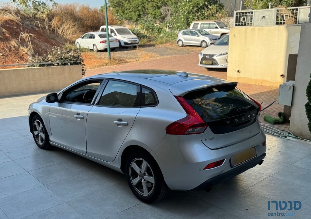 2014' Volvo V40 וולוו photo #6
