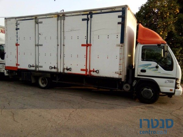 2007' Isuzu Sumo photo #1