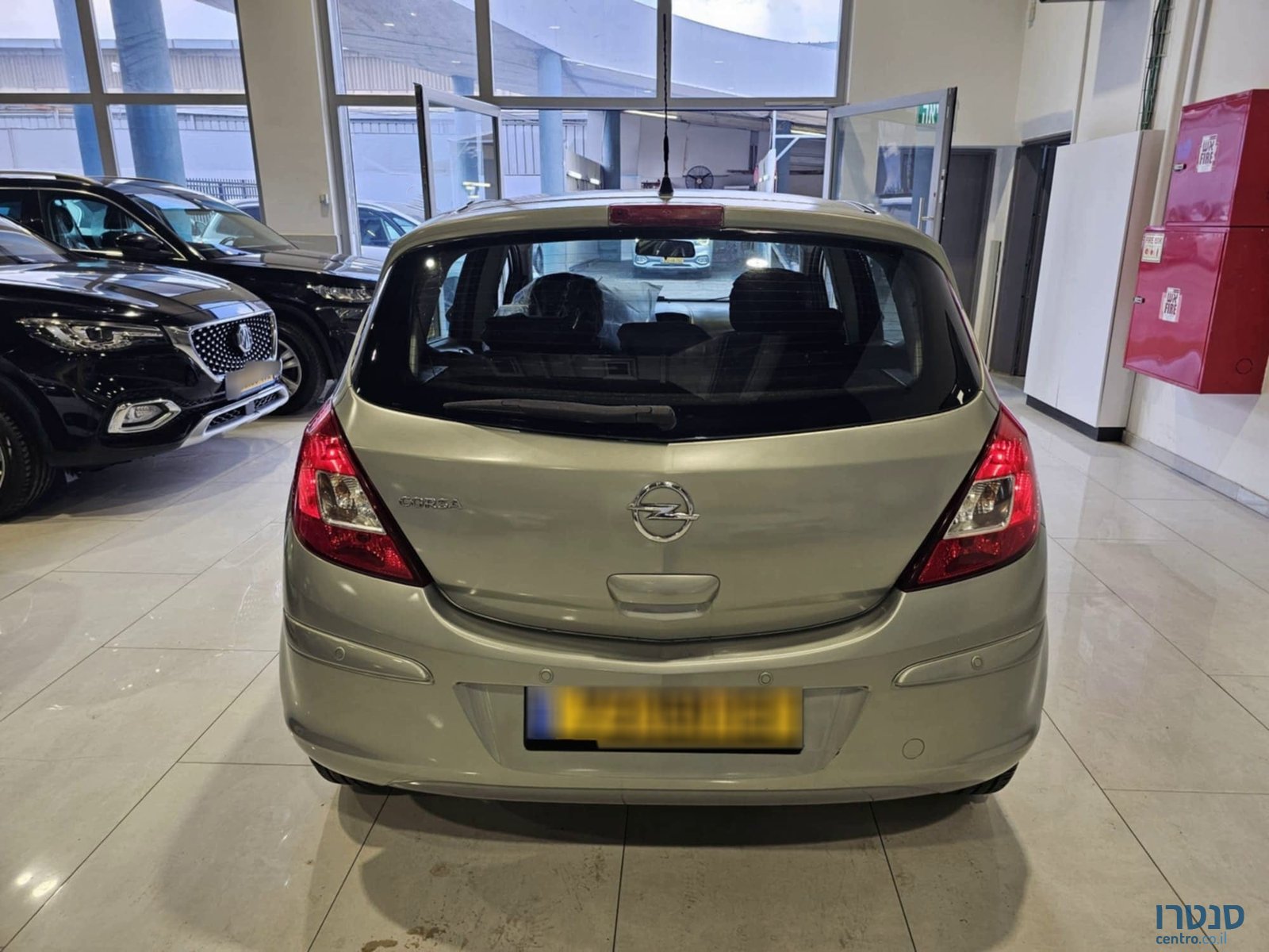 2012' Opel Corsa photo #5