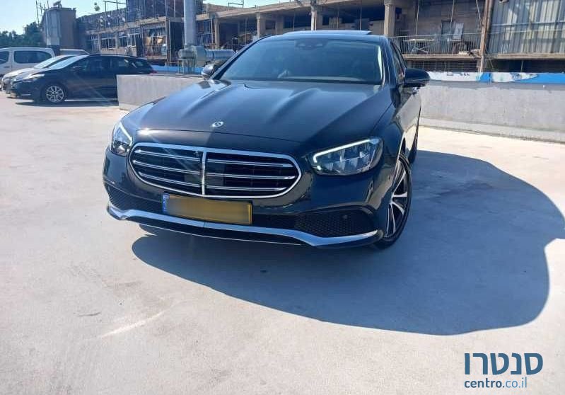 2022' Mercedes-Benz E-Class מרצדס-בנץ photo #1